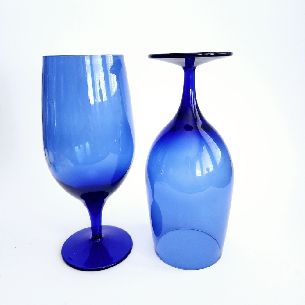 Large Cobalt blue Wine Glasses, Glass drinkware, Large wine glasses, Set of 2